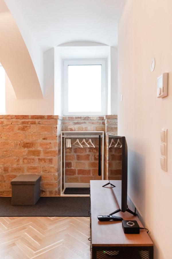Der Fuchsbau - Neu, Kuschelig Und Zentral Im Gruenen Apartment Vienna Exterior photo