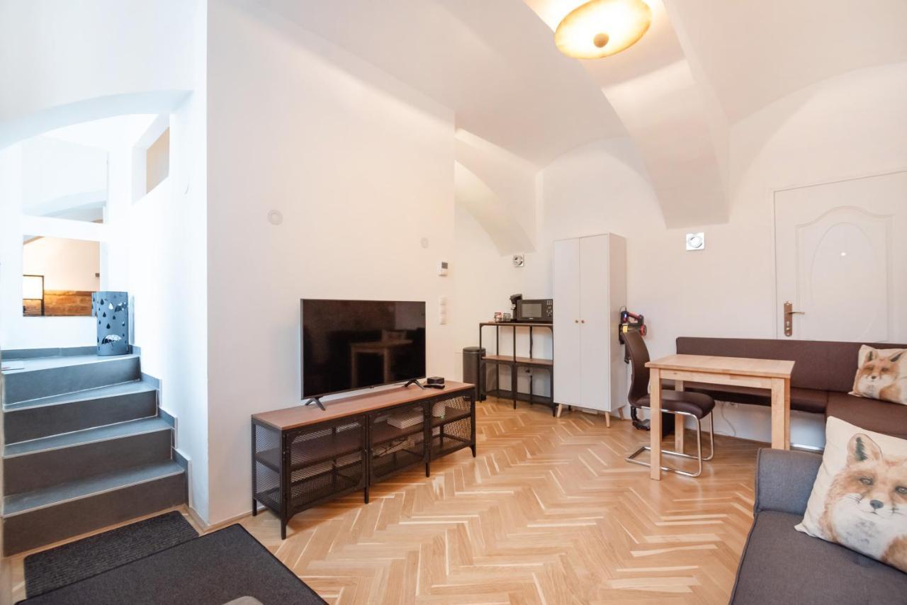 Der Fuchsbau - Neu, Kuschelig Und Zentral Im Gruenen Apartment Vienna Exterior photo